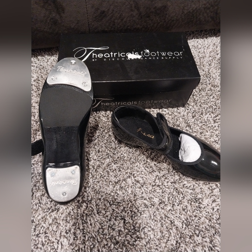 Theatricals Velcro Strap Tap Shoes
